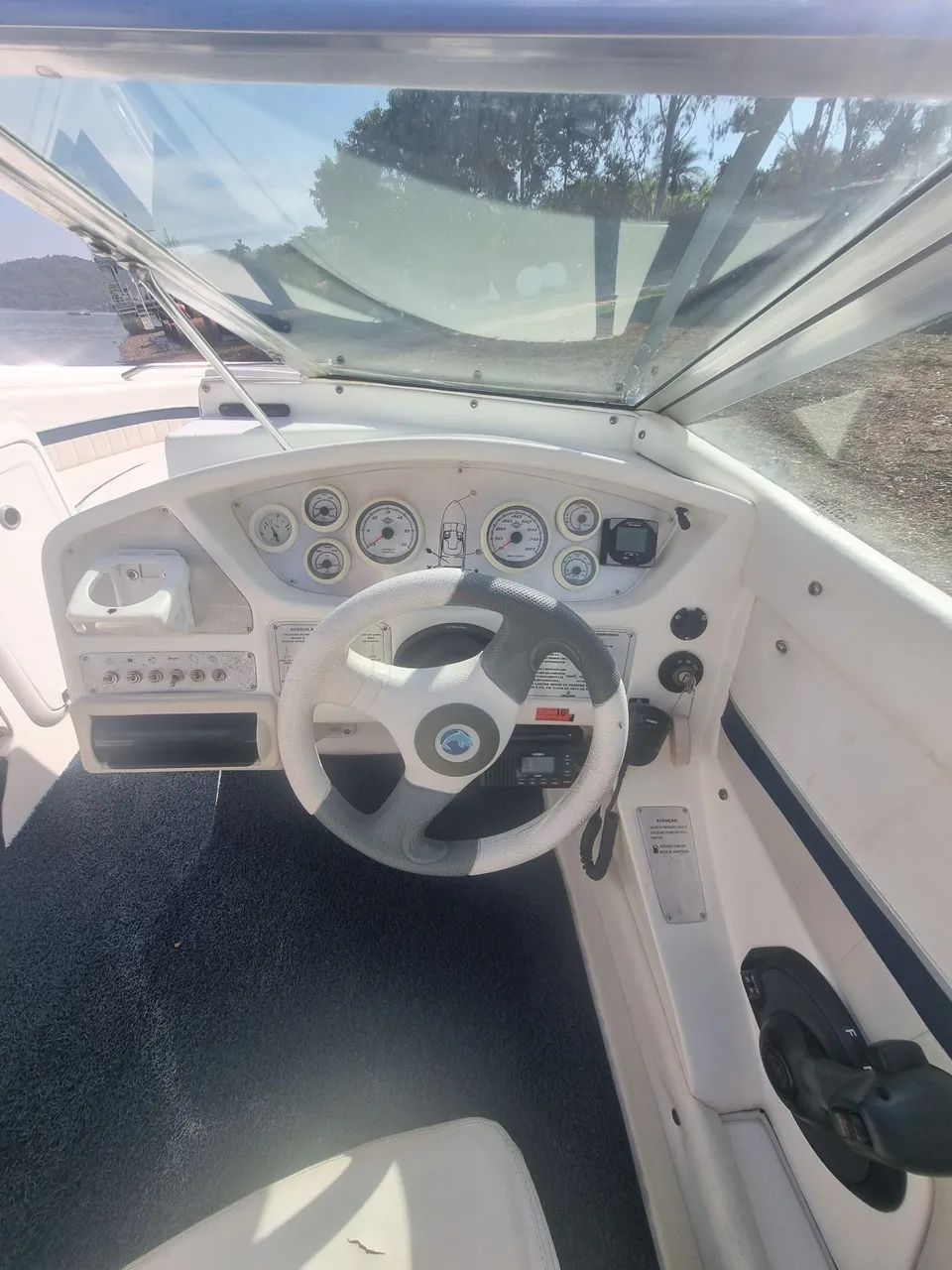 Ventura 230 raridade 260hp - Foto 3