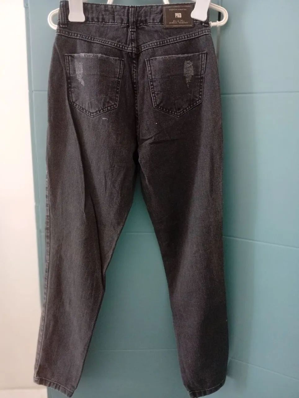 Calça Jeans Preta Destroyed - Foto 4