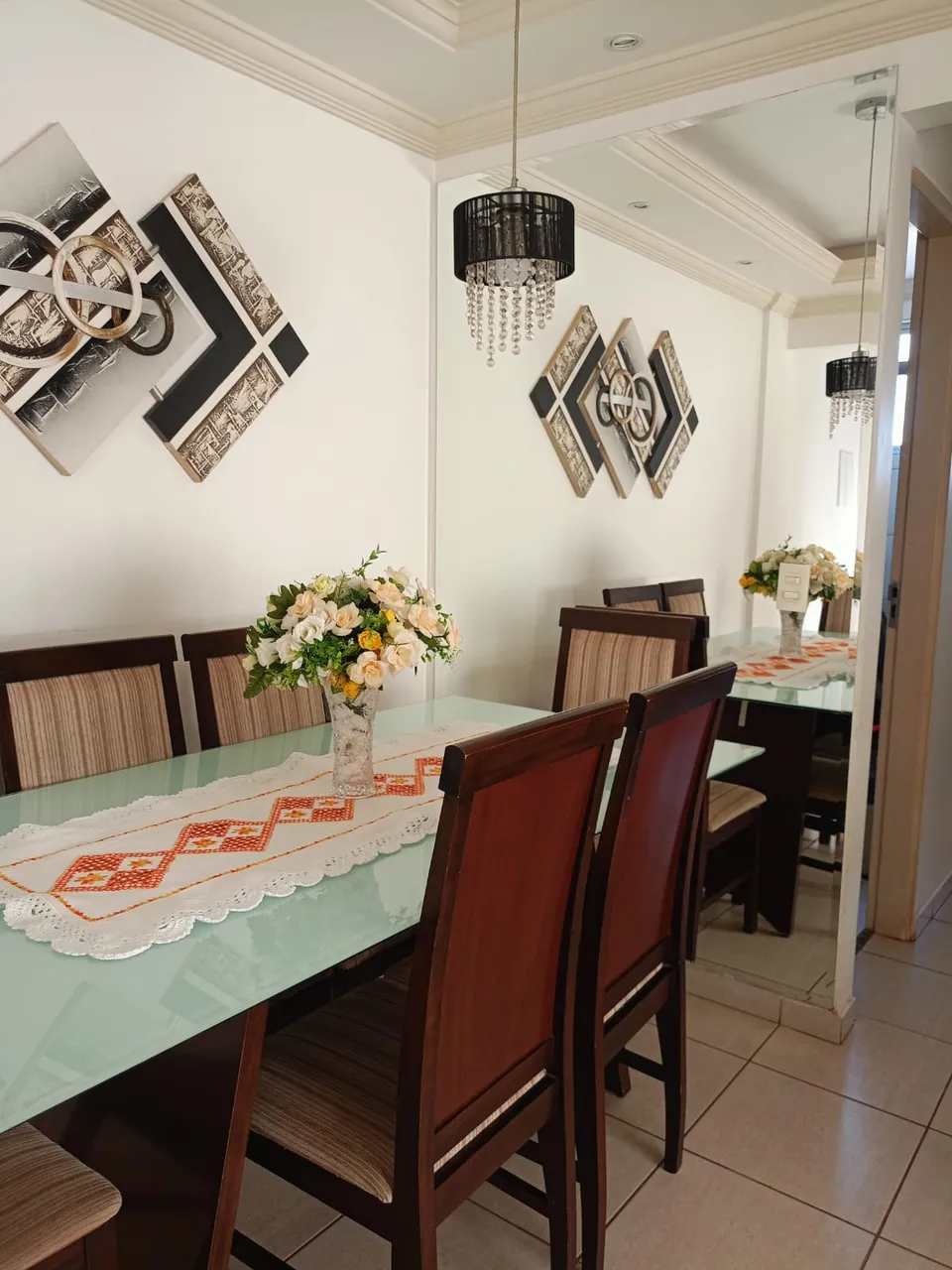 Apartamento no Residencial Grandaso, com 2 q, sendo 1 suíte, e 1 social