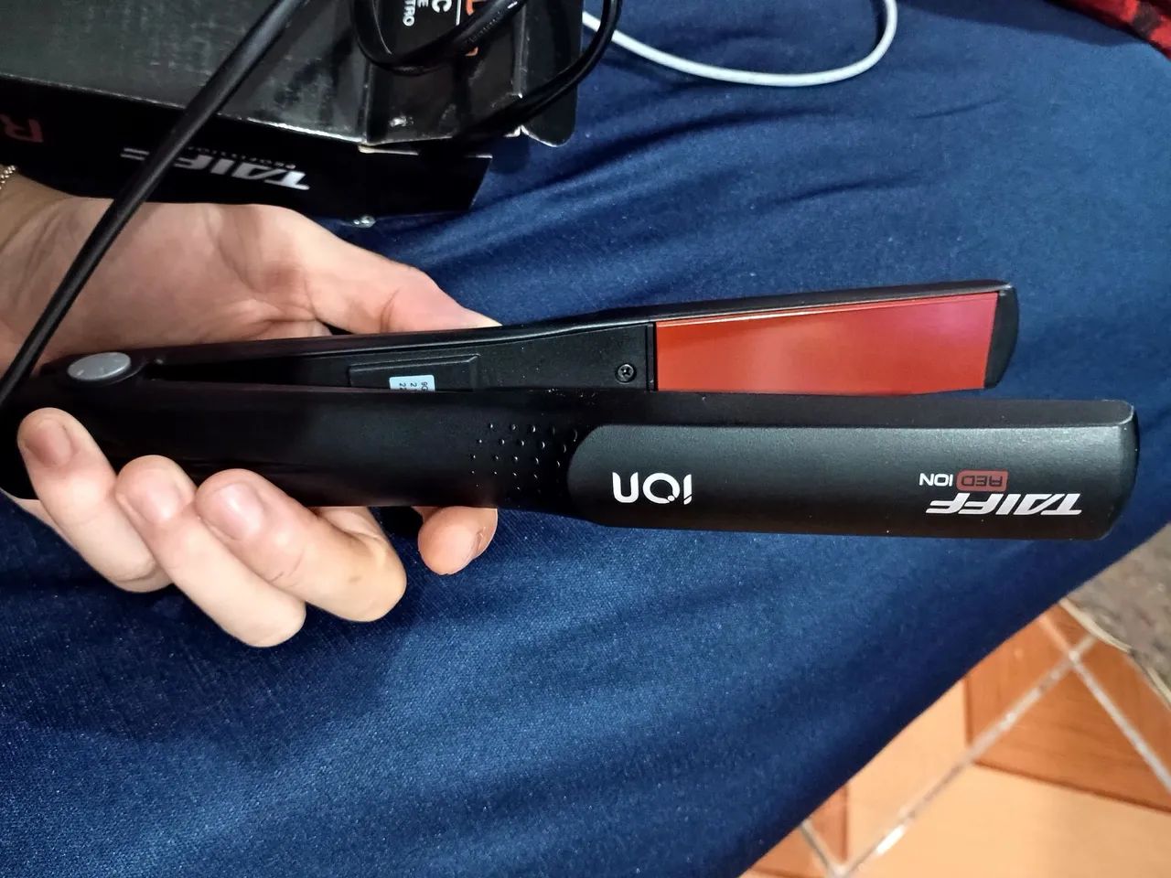 Prancha de Cabelo Taiff Red Ion 200°C - Foto 2