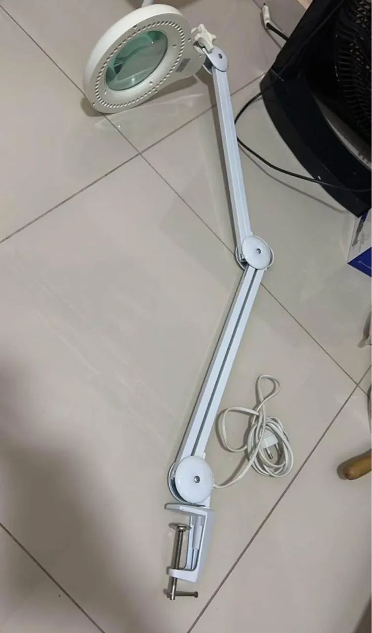 Lupa com Luz de LED para Estética  - Foto 3