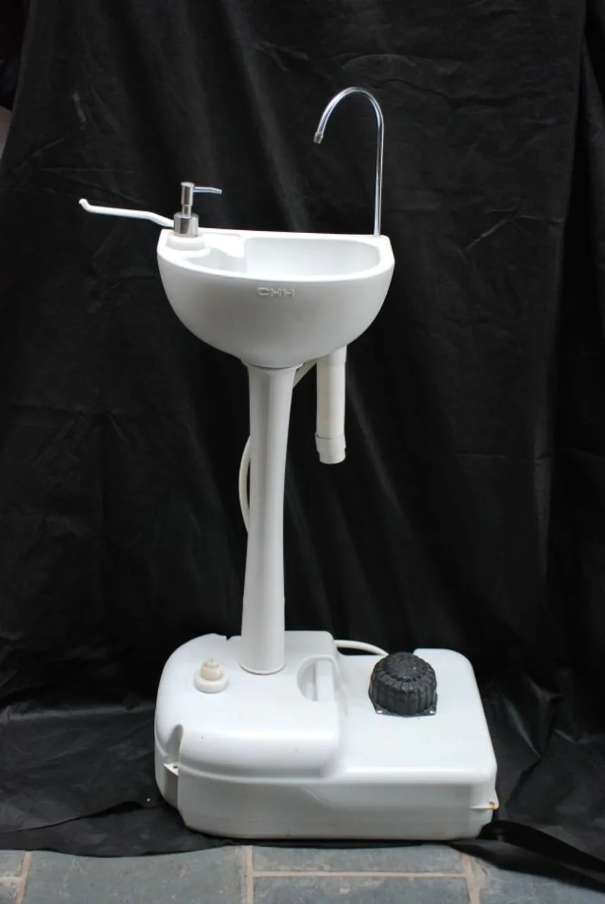 pia lavatorio camping e nautica marca chh , sifao pra sabonete  - Foto 6