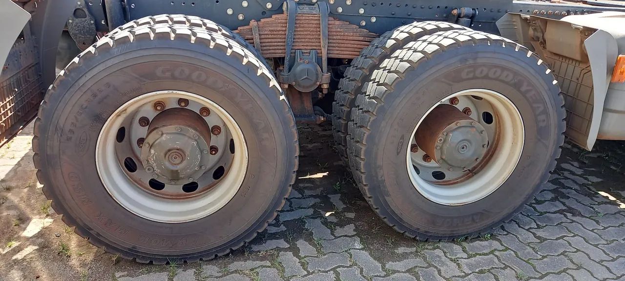 Cavalo mecânico Axor 3344  Ano 2022 Baixo Km - Foto 4