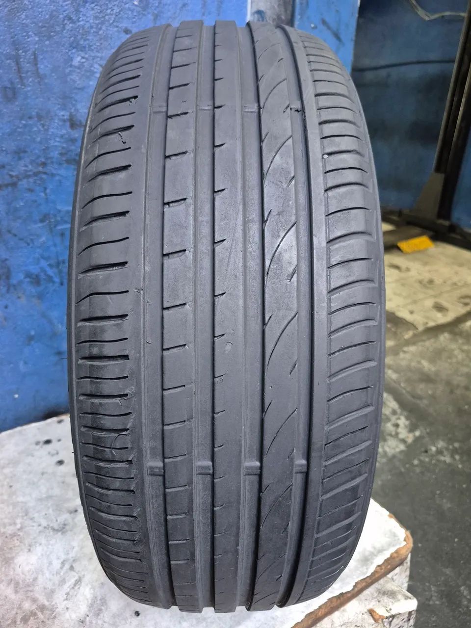Pneu 215/55R18