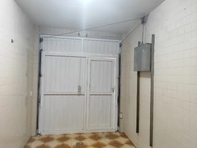 Portão de garagem de alumínio muito novo  - Foto 5