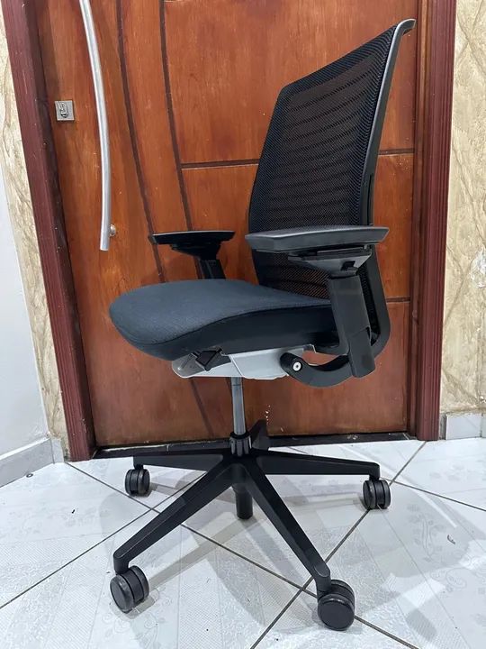 Cadeira  steelcase think v2 Entrega grátis sp capital 