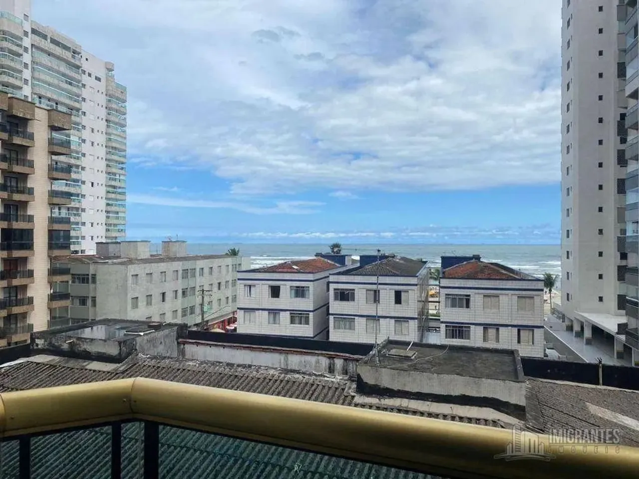 Apartamento à venda na Aviação, em Praia Grande SP