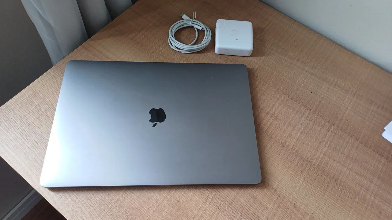 厳選した中古パソコン、中古PCのクオリット Apple MacBook Pro