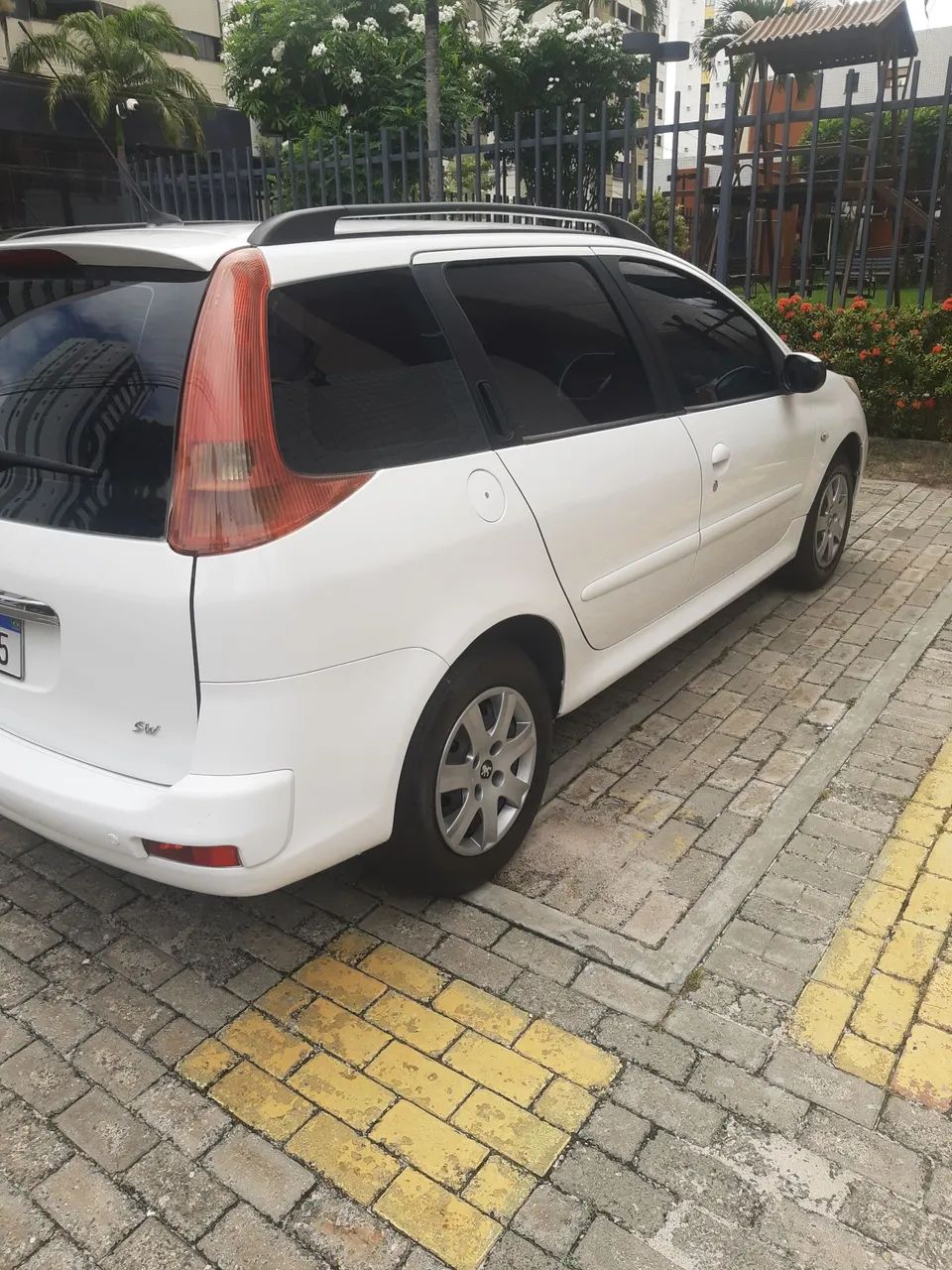 PEUGEOT SW 207  2013 - Foto 3
