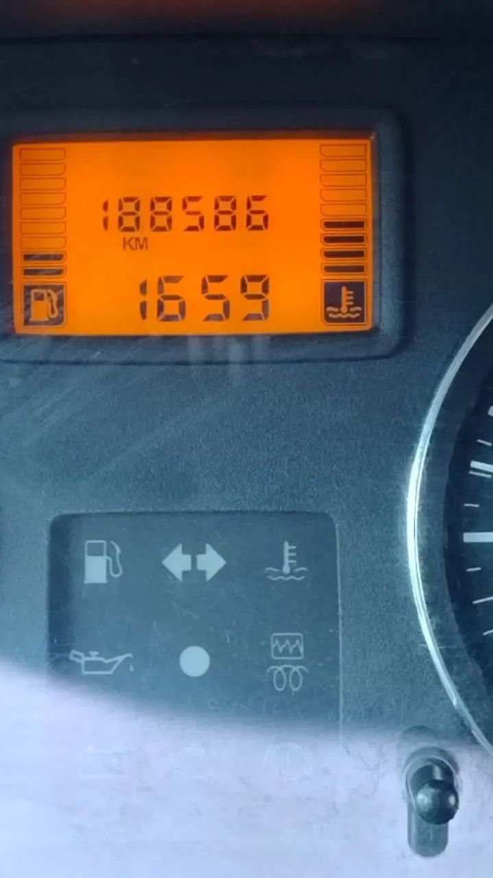 Vendo Sandero ano 2011 - Foto 4