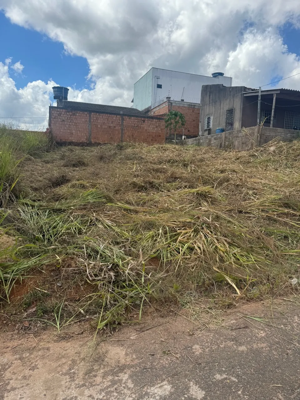 Lote no cidade jardim 10,50x19,50 Quitado