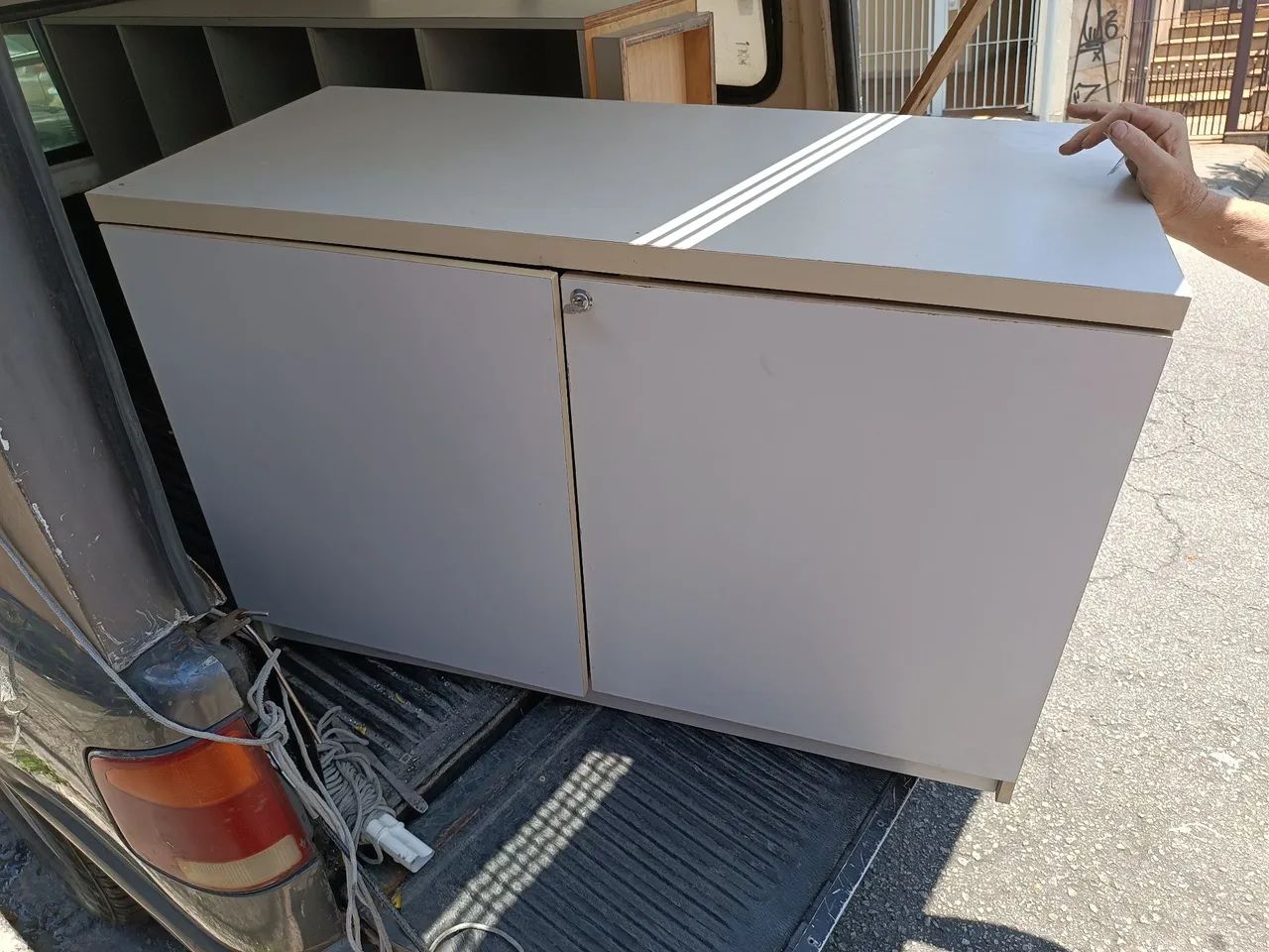 Armário de escritório branco 3 portas 