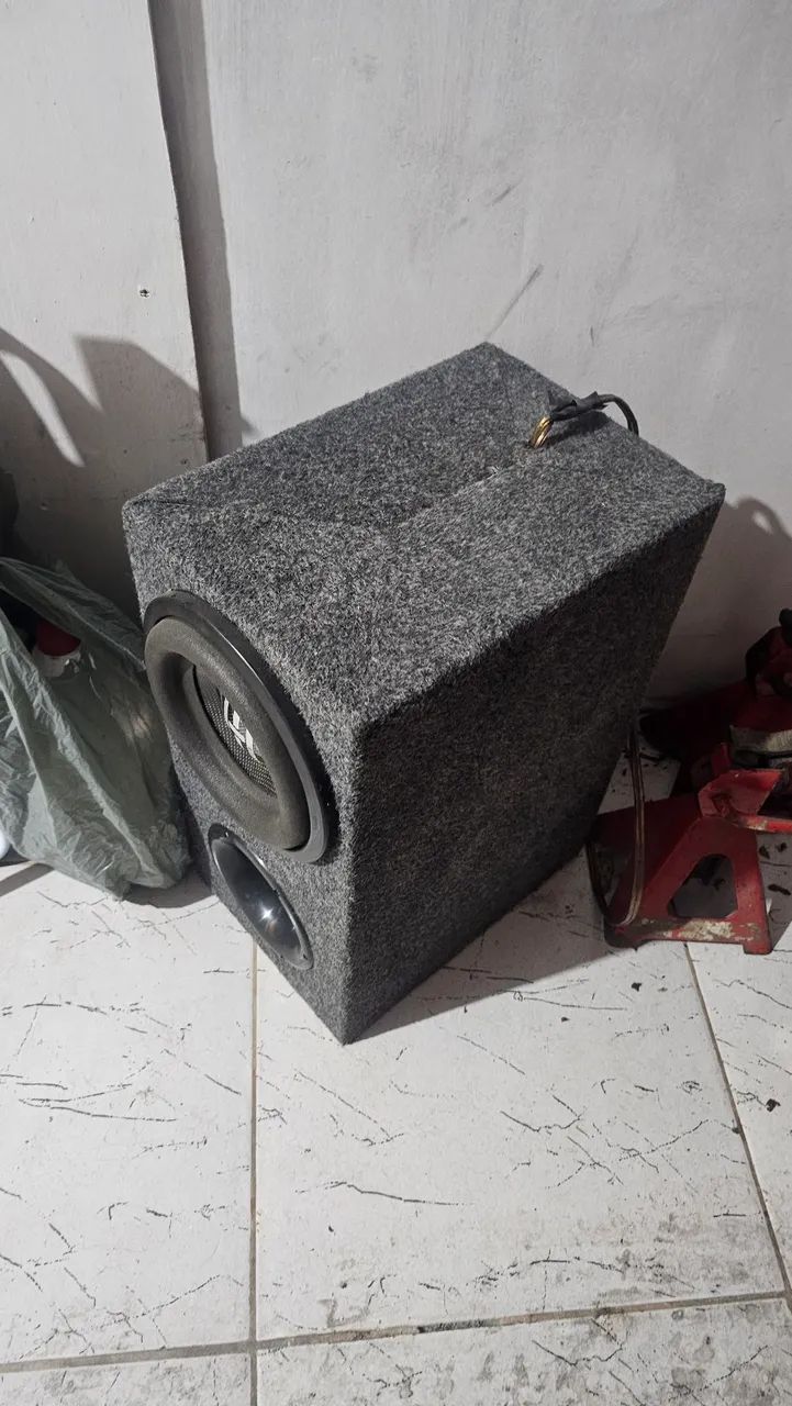 8-inch Subwoofer64308571377539120