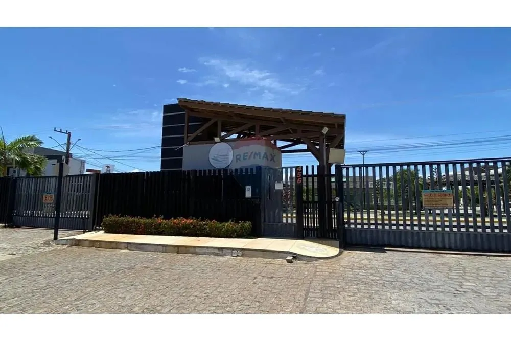 CASA NO CONDOMÍNIO MARTA FERREIRA SUPER MODERNA COM 360m²