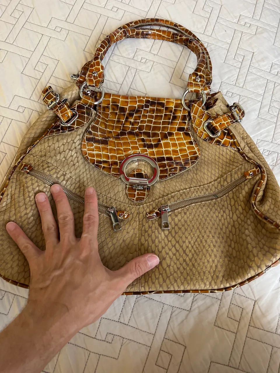 Bolsa em couro com croco  - Foto 2