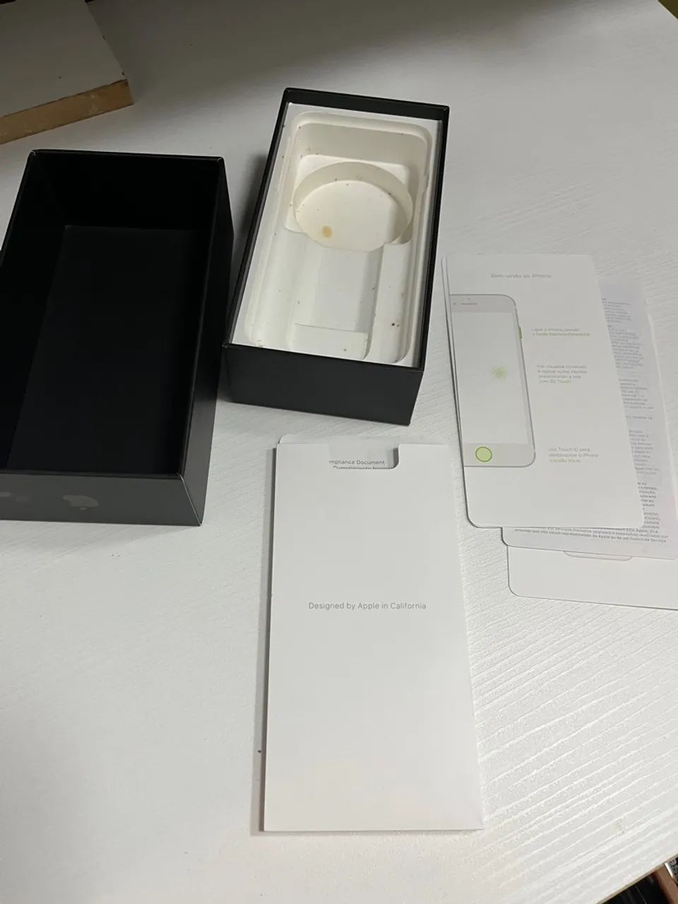 Caixa iPhone 7 Jet Black Original (negócio o aparelho tbm) - Foto 2