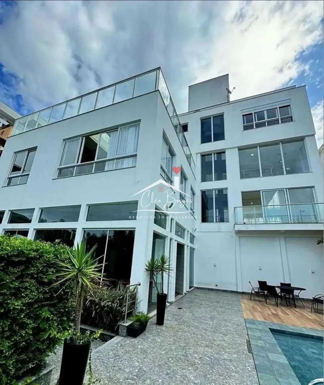 Casa Alto Padrão no Bosque das Mansões, 5 Dormitórios, São José/SC - Foto 2