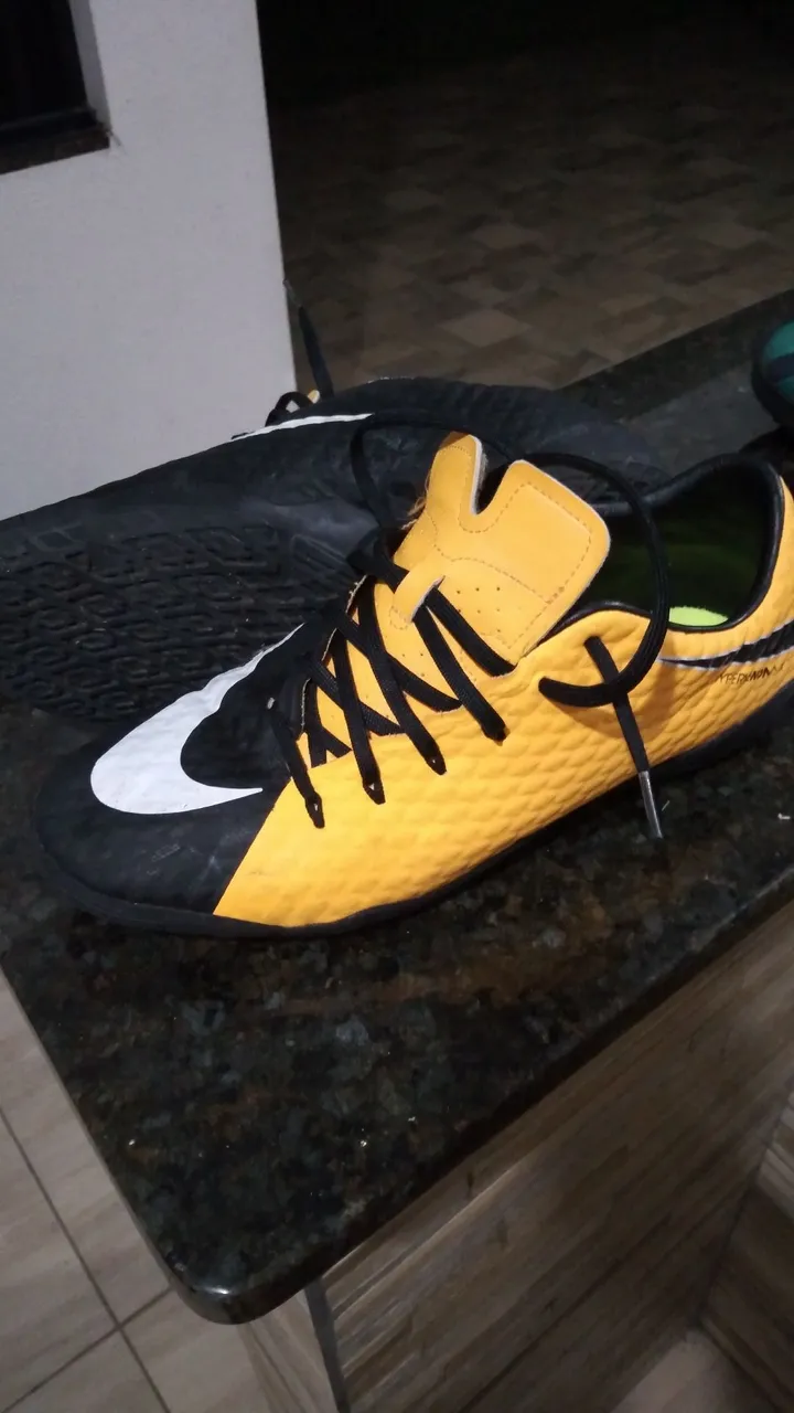 Chuteira Nike Hypervenom - futsal