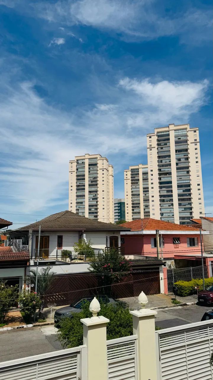 Sobrado Espaçoso em Bolsão Residencial  4 Dorms | 6 Banheiros | 260m² - Foto 3
