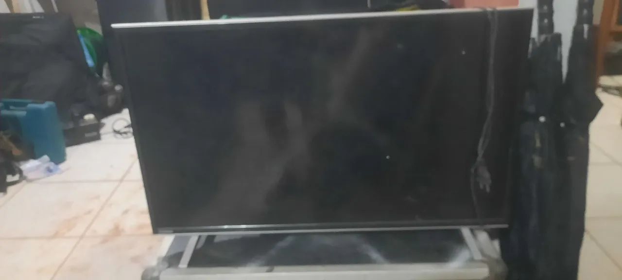 Tv Toshiba 32 com tela trincada - Foto 2