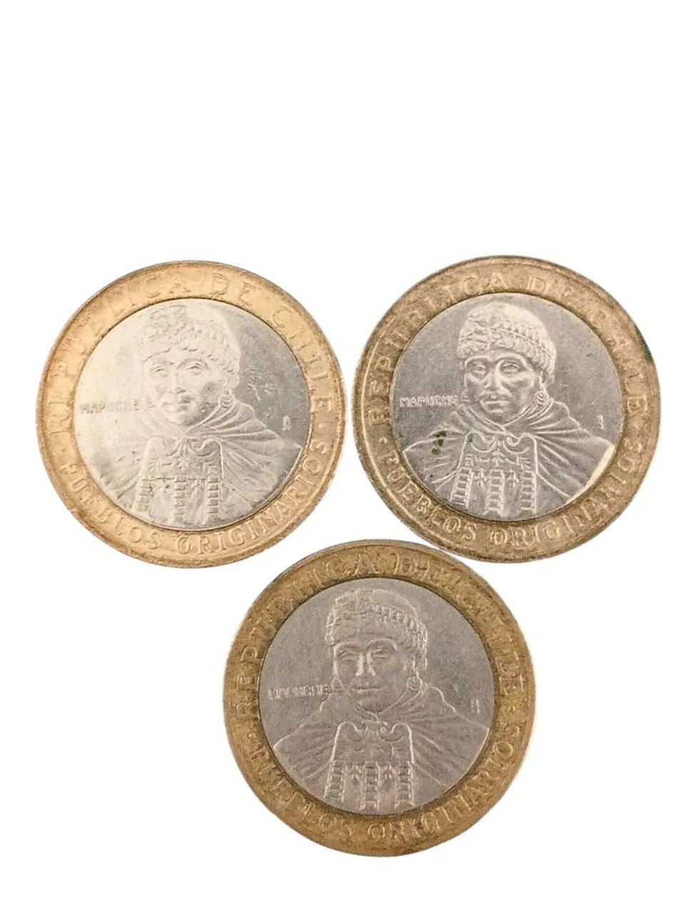 3 Moedas 100 Pesos Chilenos antigas - Foto 2