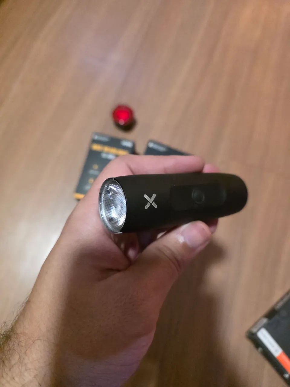 Lanterna Xoss XL800 mais lanterna traseira Xoss XR01 - Foto 2