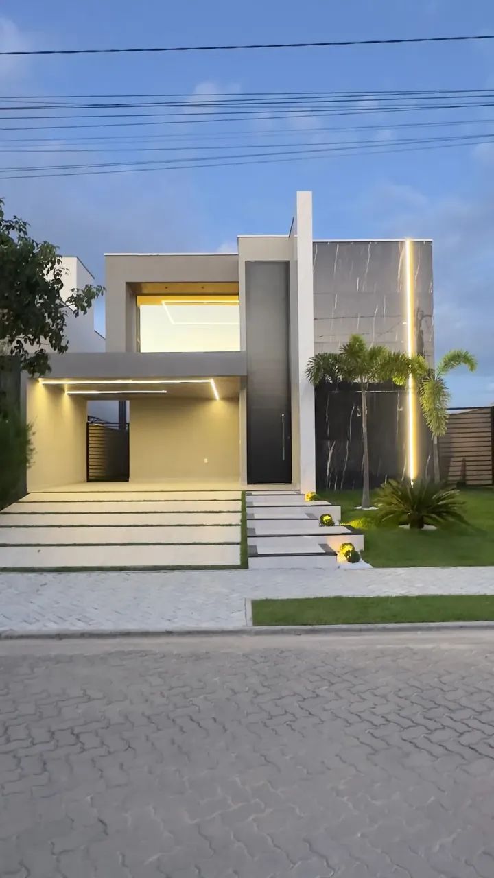 Imóvel para venda possui 176 metros quadrados com 4 quartos em Cidade Alpha - Eusébio - CE