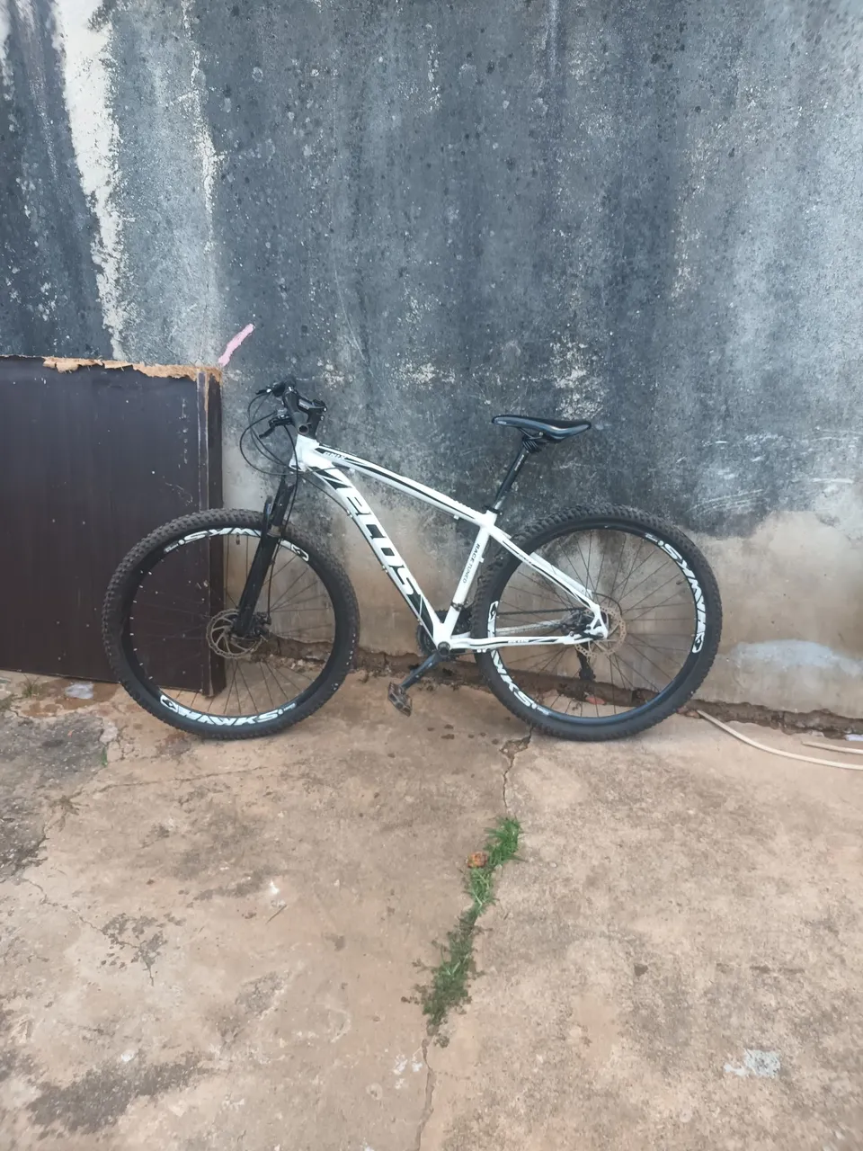 Bicicleta Aro 29 - Zelos