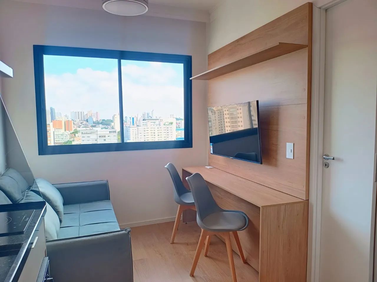 Apartamento TOTALMENTE mobiliado 1 dormitório na Vila Pompéia. Impecável!