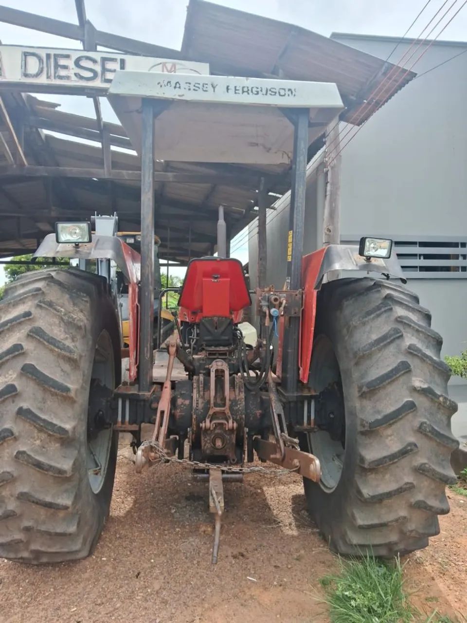 Trator massey Ferguson 290. uma grade 16 discos e um carretão - Foto 2