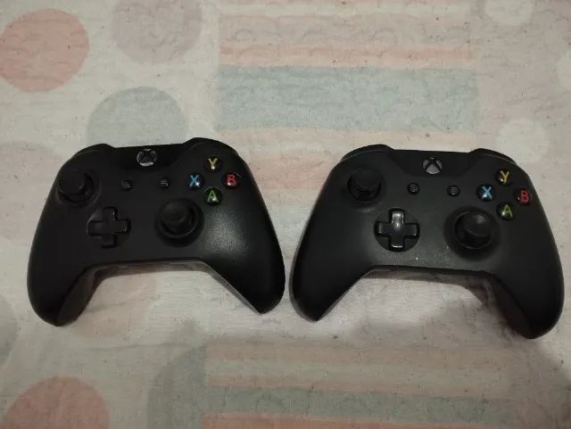  Xbox One + 2 controles + Kinect + 3 Jogos - Foto 3