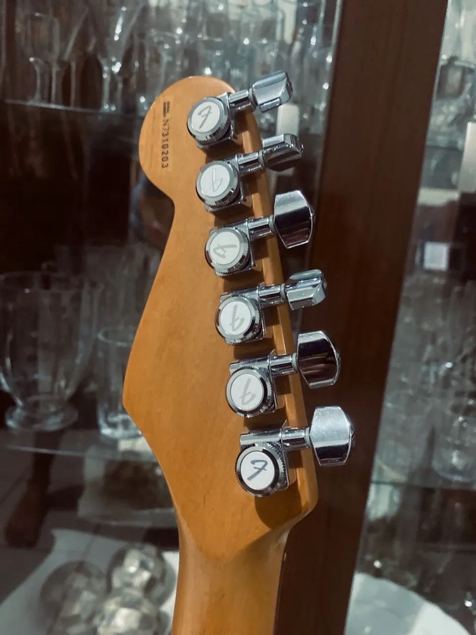 Guitarra  Fender Stratocaster American Standard - Foto 4