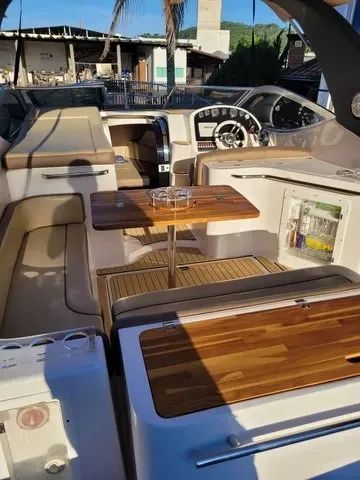 Lancha 30 pes Cruiser 300 - Foto 4