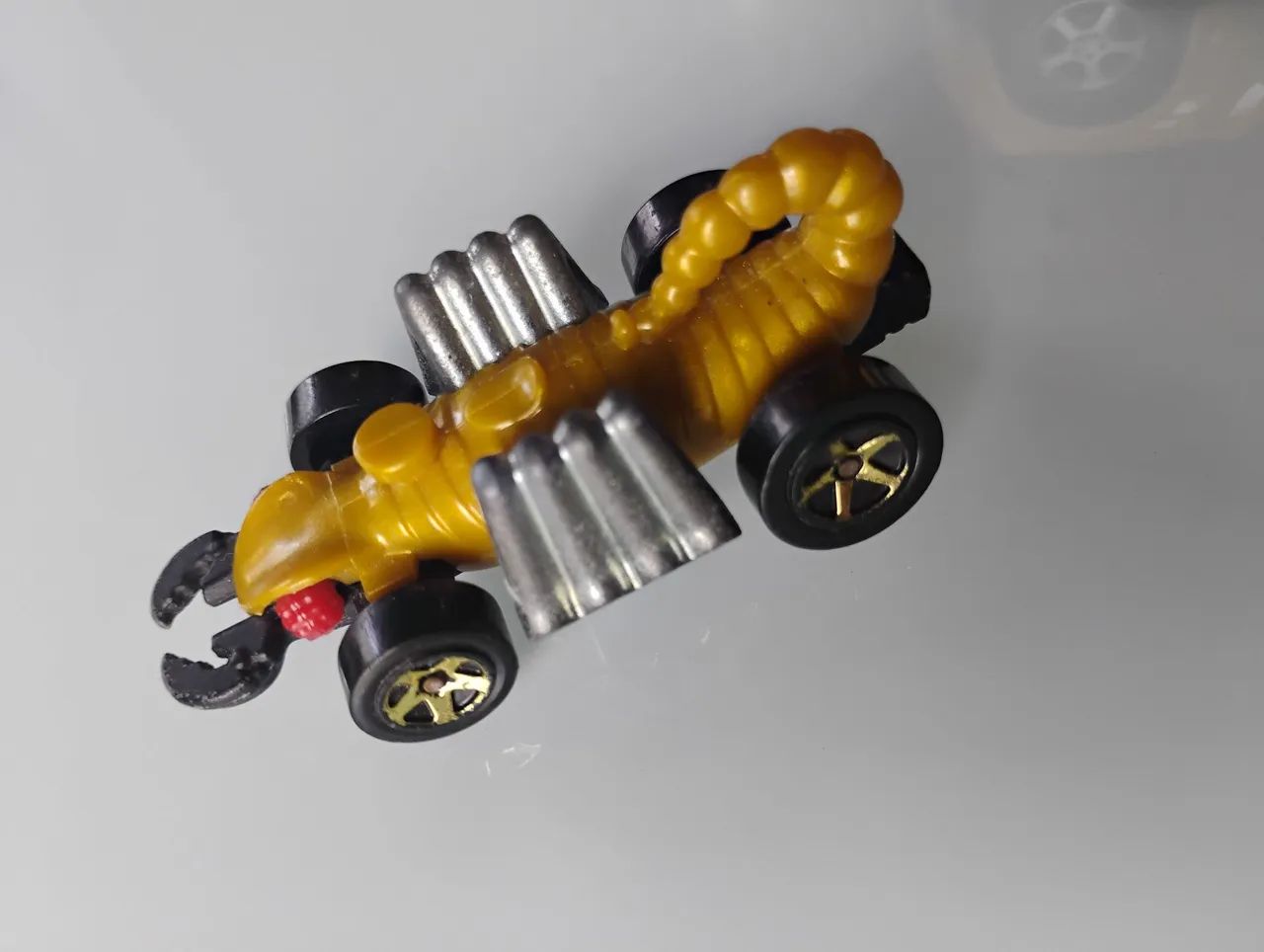 Carrinho antigo Hot Wheels Scorpion - Colecionador