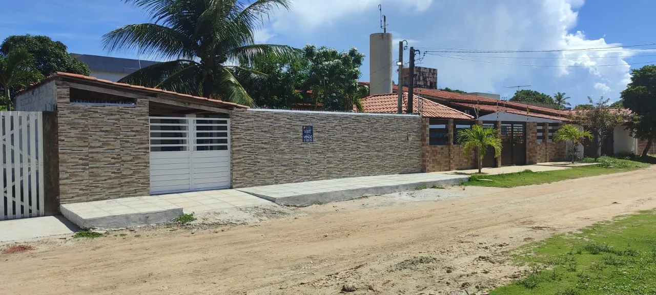 Vendo na praia de Ponta de pedras...