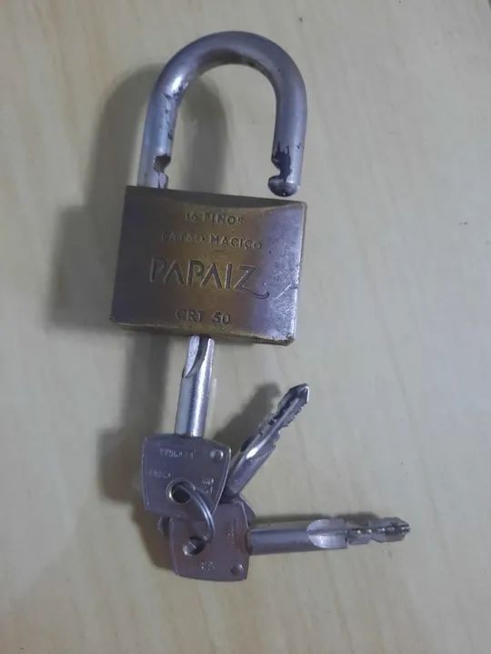 Cadeado Chave Tetra Papaiz 50mm com 3 Chaves em Latão Crt 50 - Foto 3