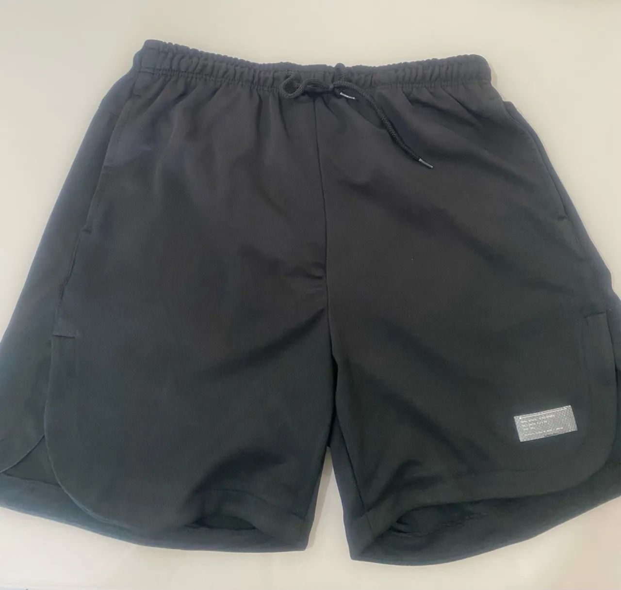 Short preto de Treino e Esportes 