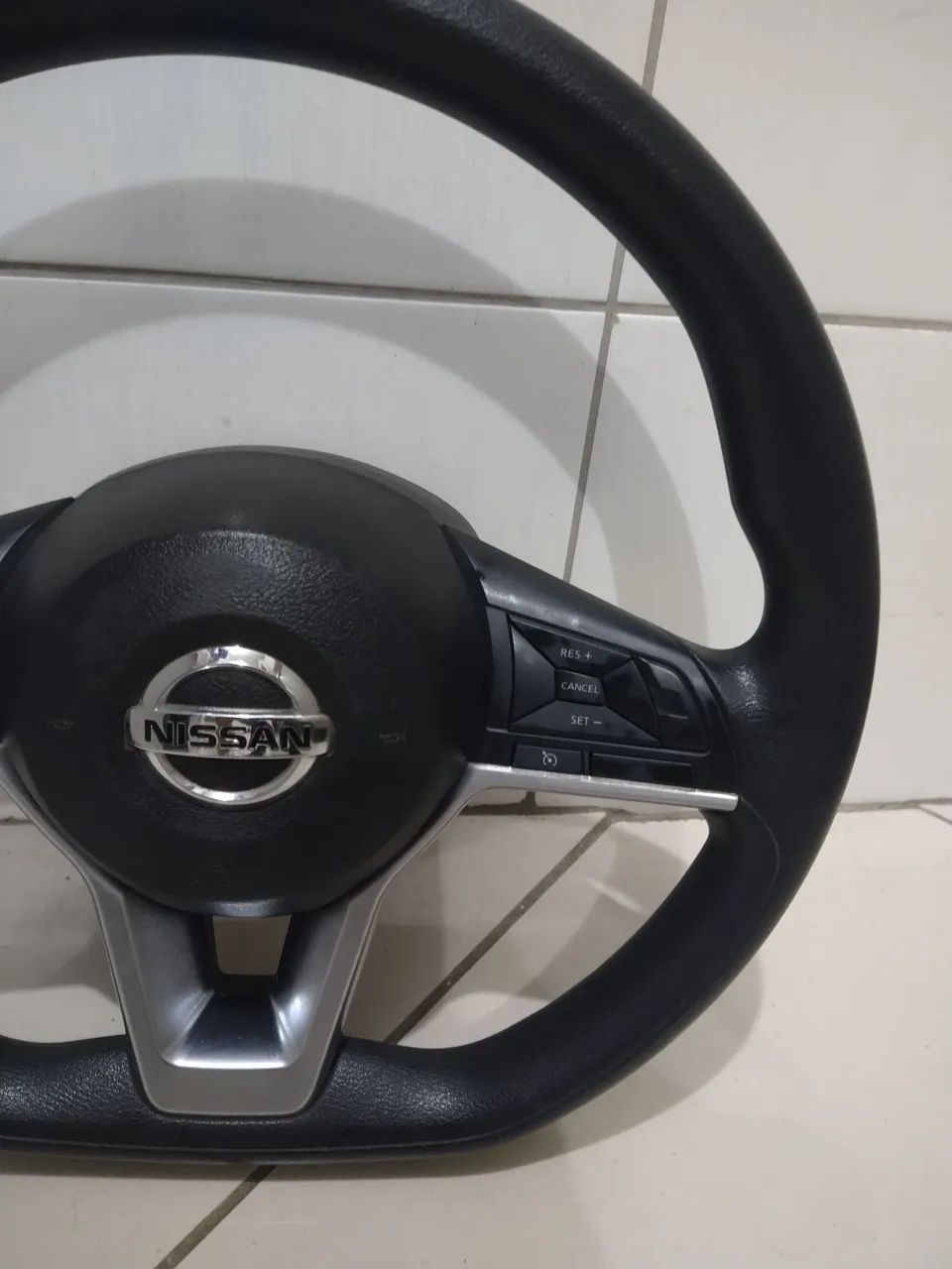 Volante Nissan original - Foto 3