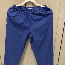 Vendo pijama cirúrgico unissex tamanho P - Foto 2