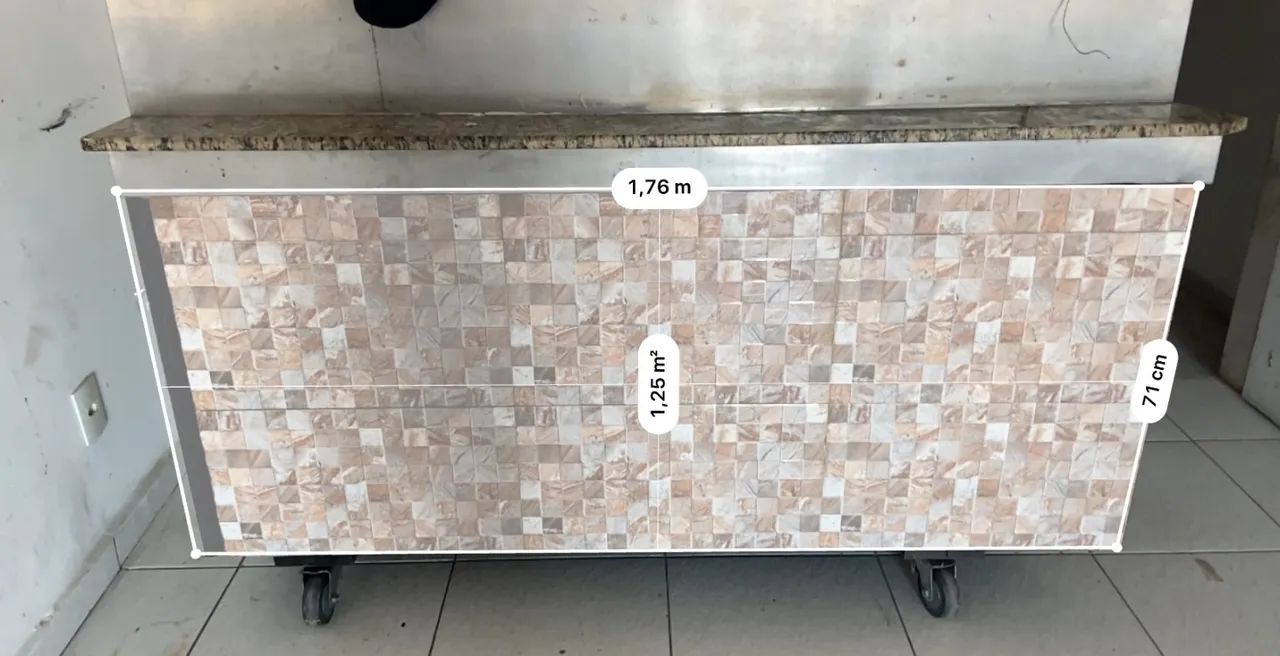 Balcão para comércio em ótimo estado