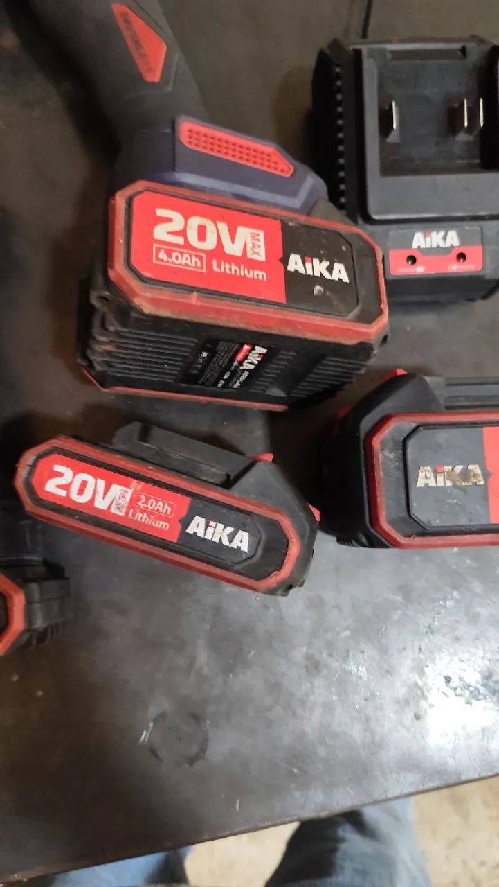 Kit esmerilhadeira + parafusadeira de impacto aika 20v 64316914368899121
