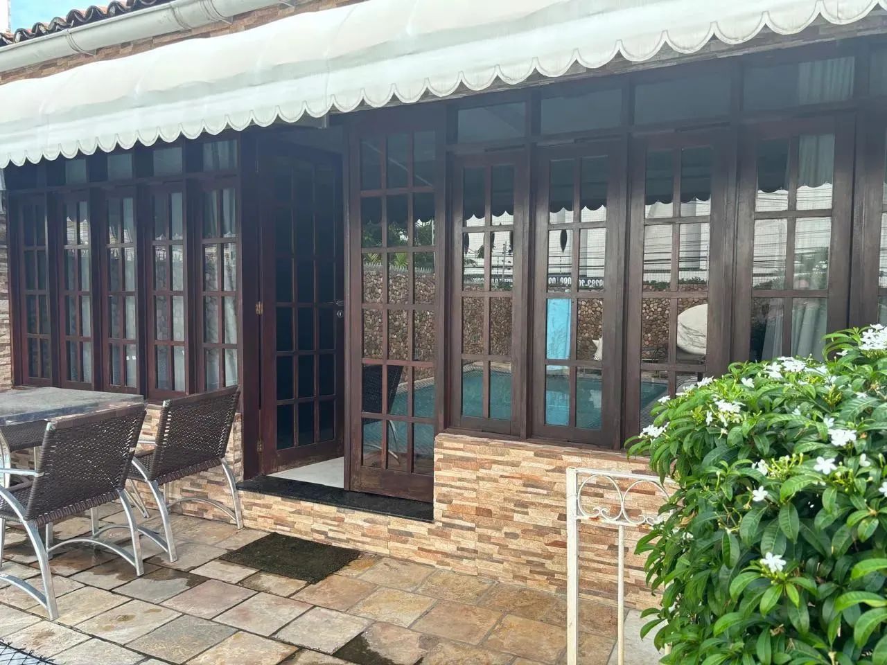Casa c/pisc 300m2 4vagas toda no porcelanato - Foto 3