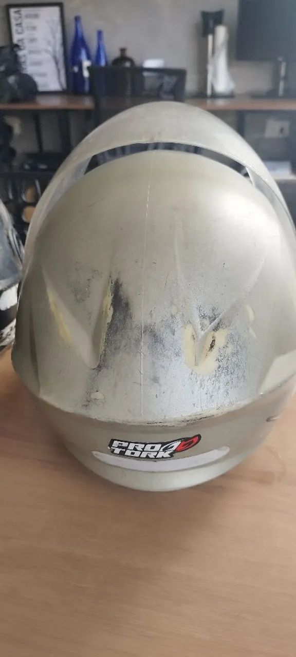 Vendo 2 capacetes seminovos - Foto 2