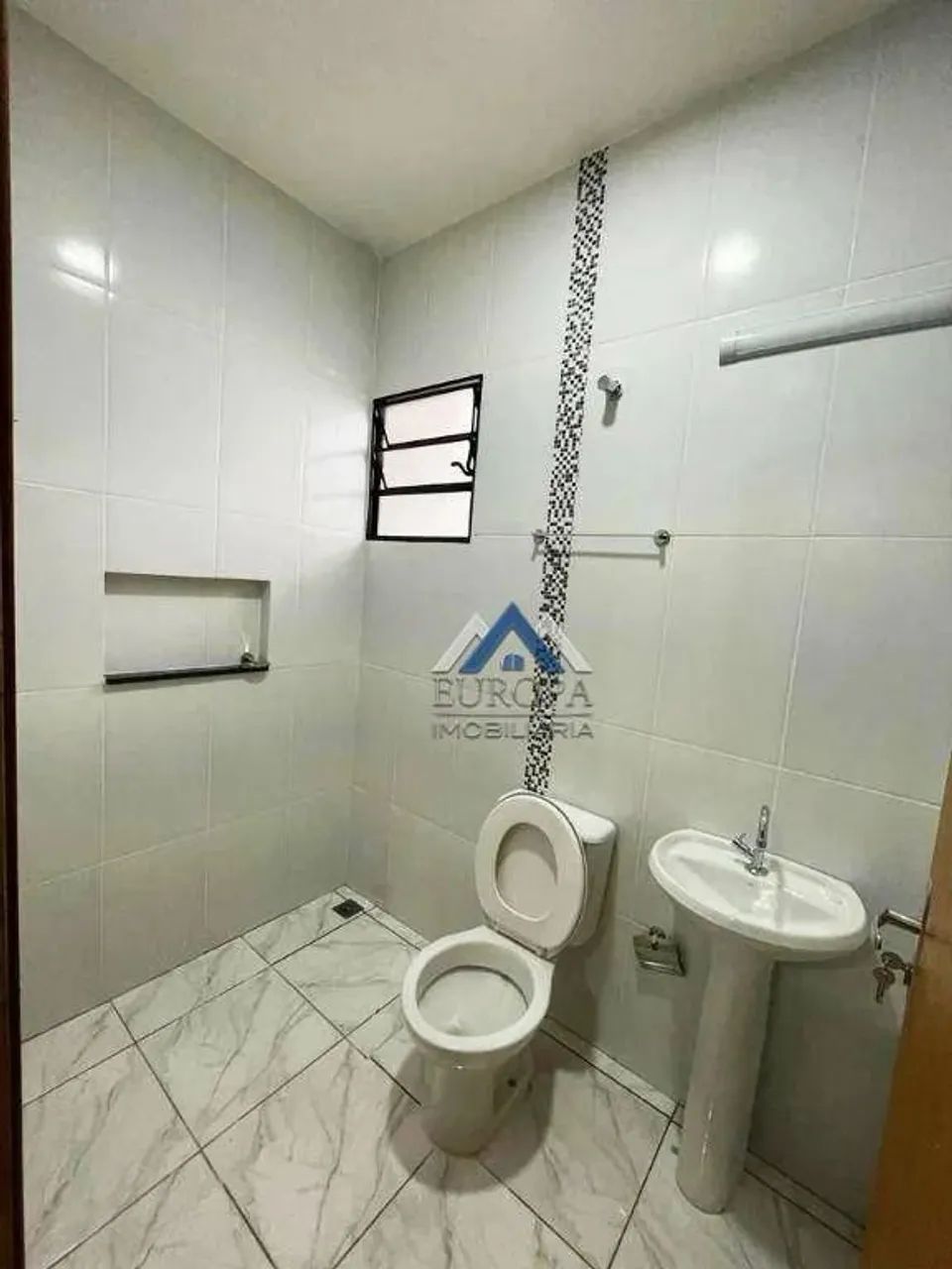 Casa com 3 dormitórios à venda, 70 m² por R$ 290.000,00 - Jardim Verona - Londrina/PR - Foto 3