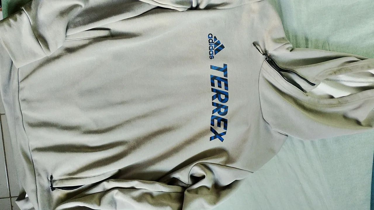 Blusa Adidas com capuz - Foto 2