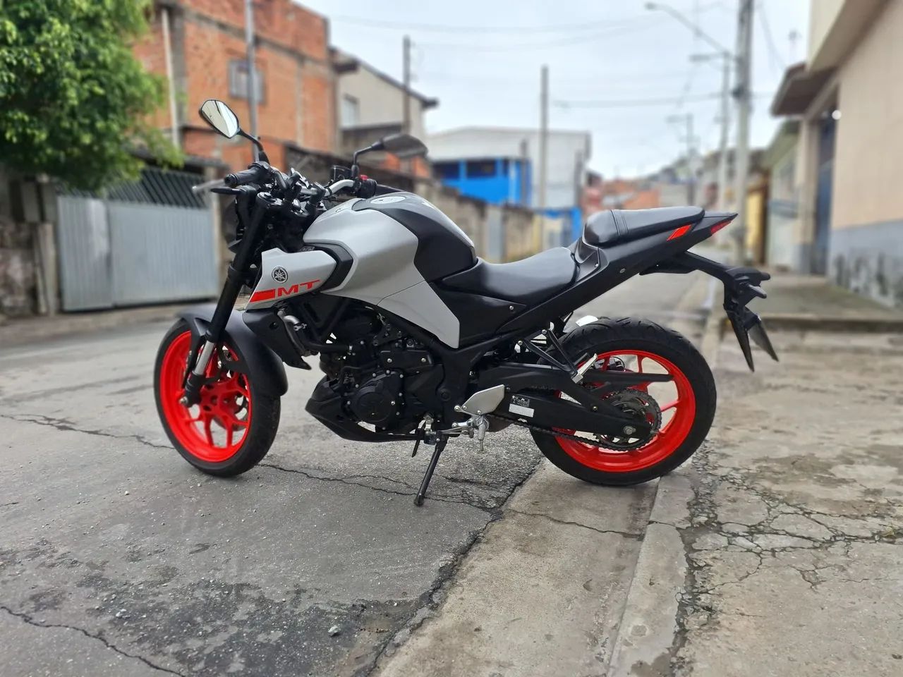MT-03  - Foto 2