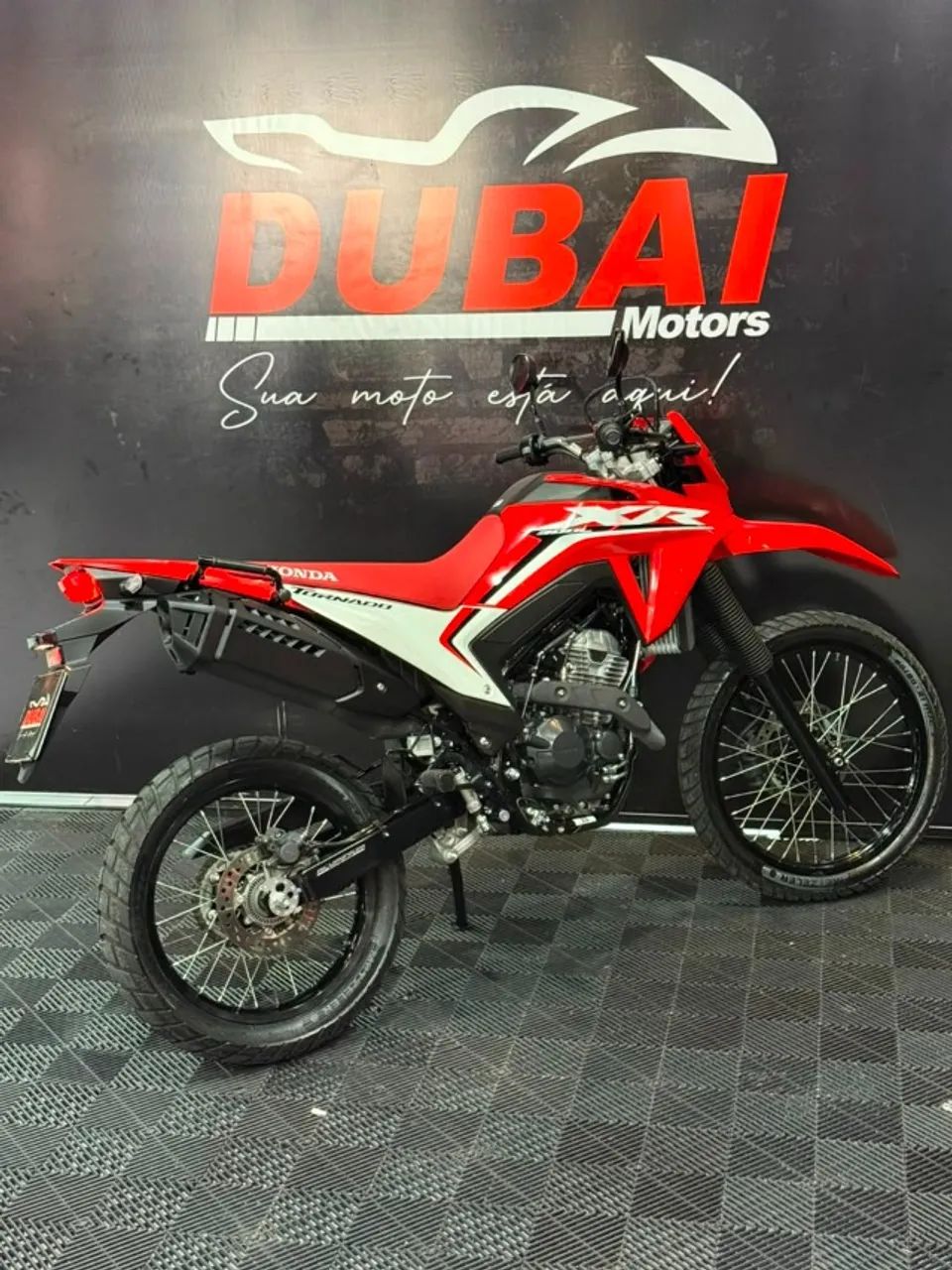 HONDA TORNADO 300 2026  - Foto 5