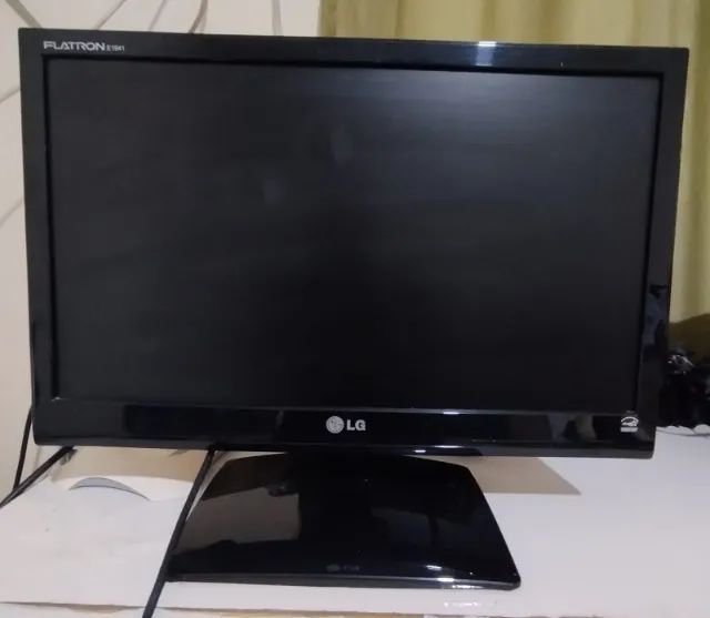 Monitor Flatron e1941 led 19 polegadas