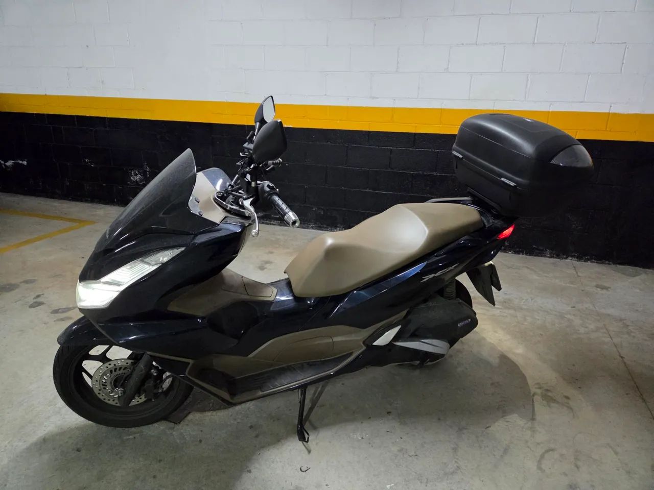 PCX DLX - Foto 4