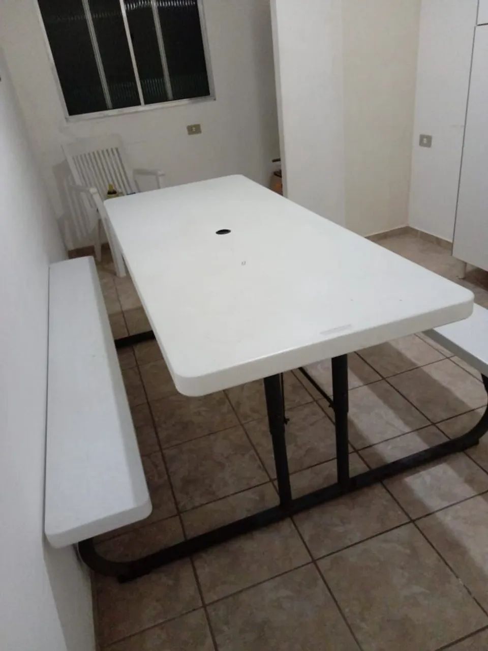 Mesa com banco acoplado dobráveis.  - Foto 2